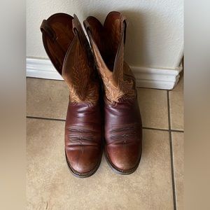 LUCCHESE BOOTS SIZE 9 D